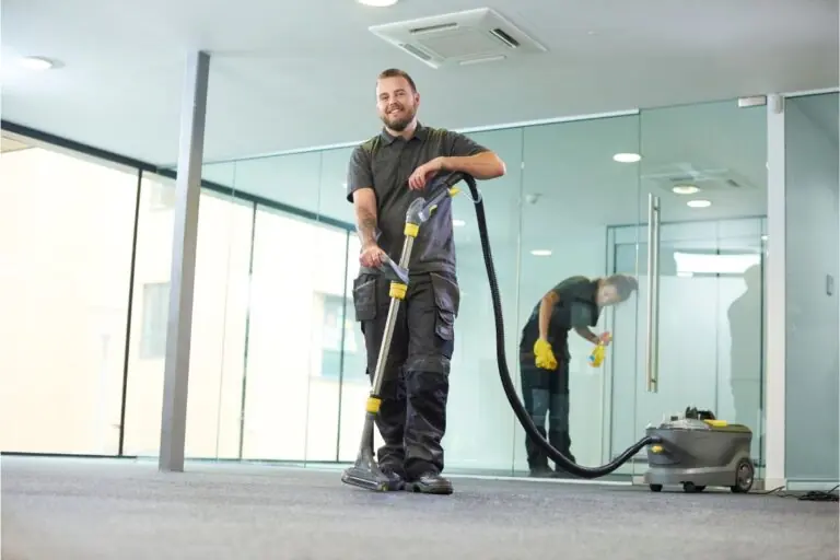 office cleaning contractors