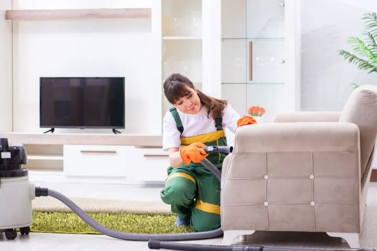 professional cleaning contractor